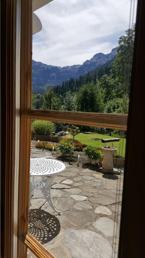 Bergluft Bed & Breakfast Lenk Exterior photo
