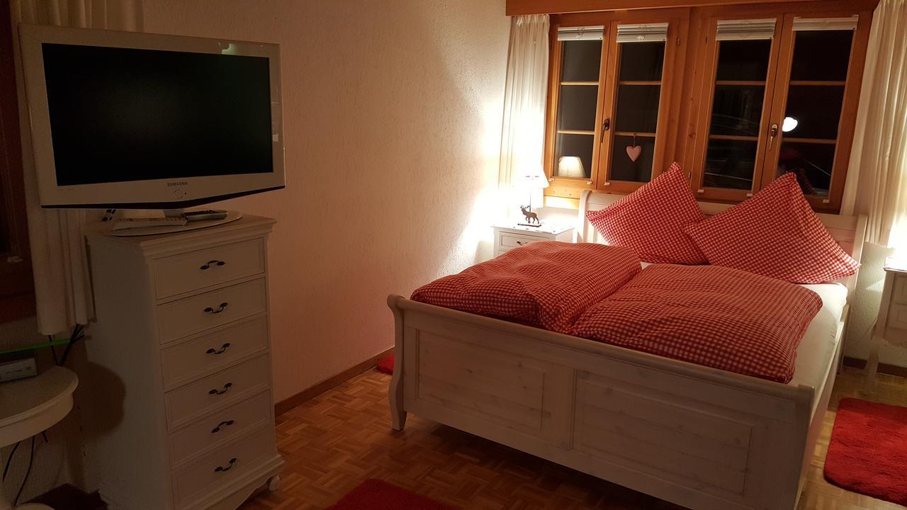 Bergluft Bed & Breakfast Lenk Exterior photo