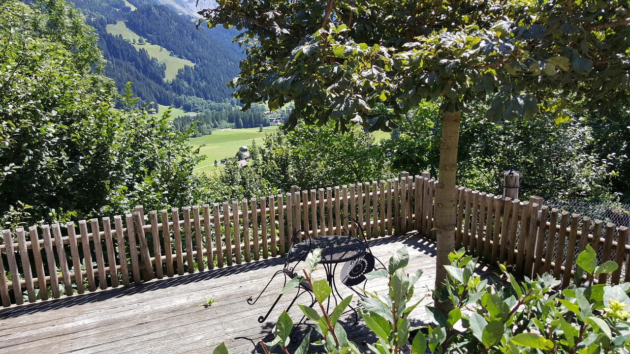 Bergluft Bed & Breakfast Lenk Exterior photo