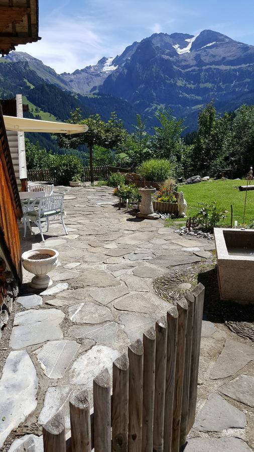 Bergluft Bed & Breakfast Lenk Exterior photo