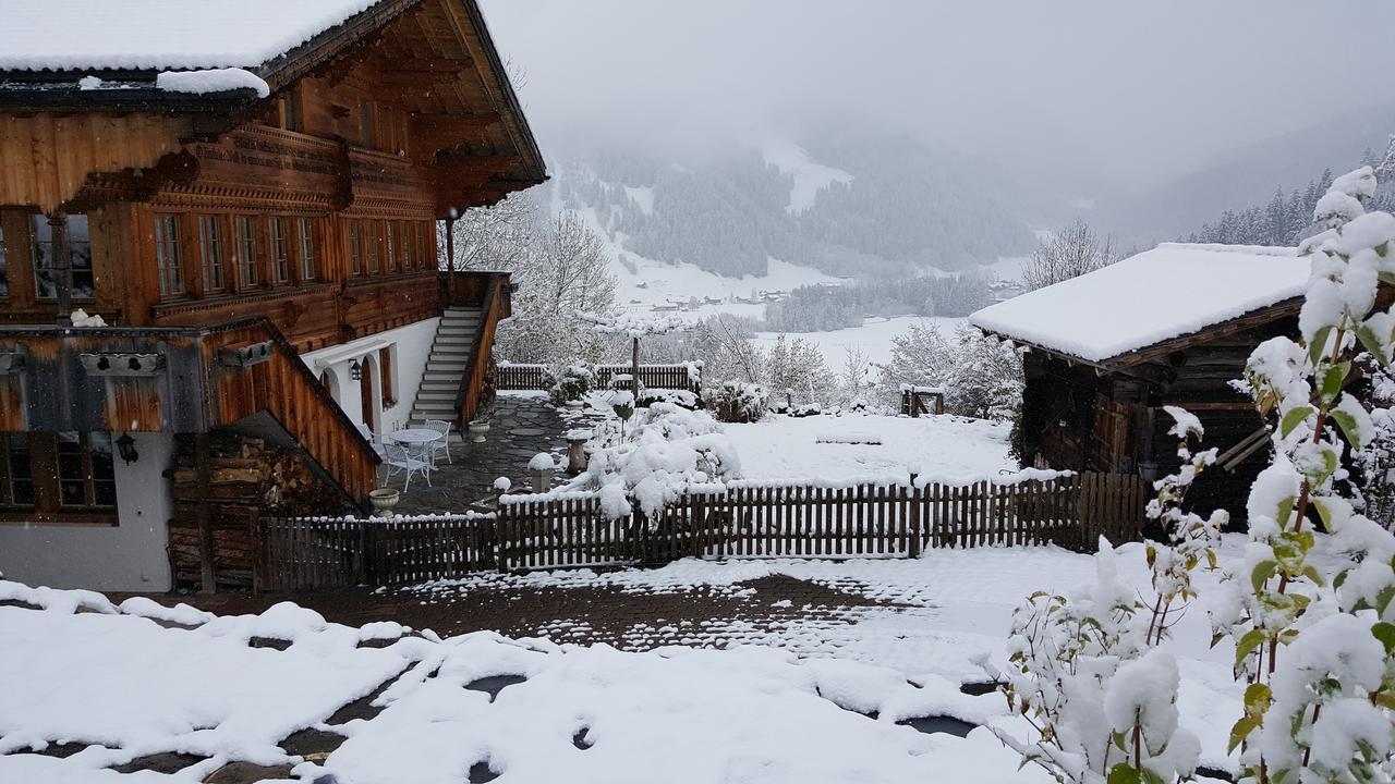 Bergluft Bed & Breakfast Lenk Exterior photo